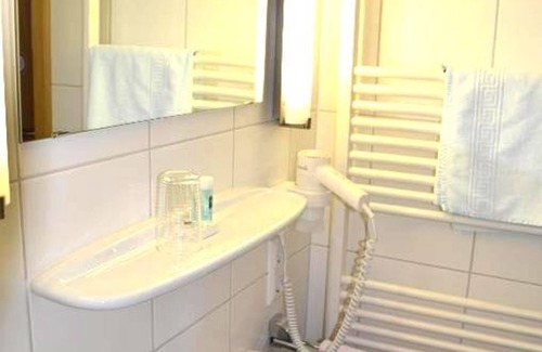 Meerfeld Apartamento | Ducha individual / WC - the post meerfeld