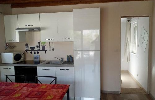 Noves Apartamento | Single storey 40m² bordering pine forest and spa