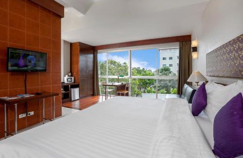 Talat Yai Hotel | Sino House Phuket Hotel - SHA Plus