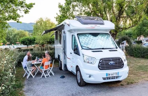 Sisteron Casa | Sites and Landscapes Les Prés Hauts *** - Classic mobile home Durance 4 people