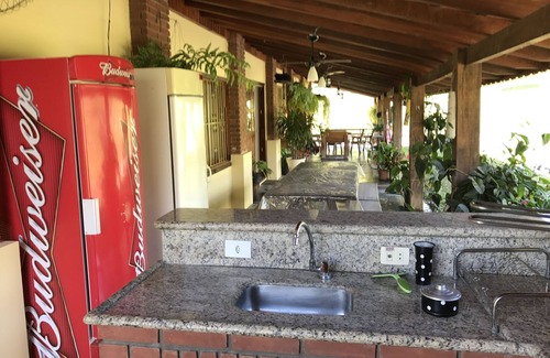 Jarinu Casa | Sitio Arouca Adecuado para reuniones familiares y grupos de amigos.