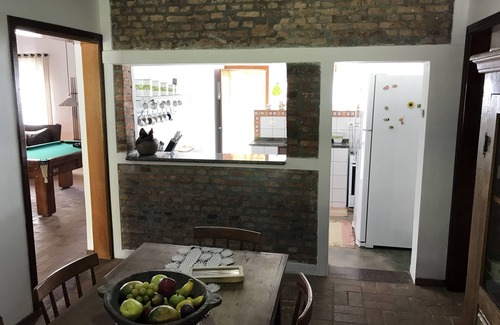 Jarinu Casa | Sitio Arouca Adecuado para reuniones familiares y grupos de amigos.