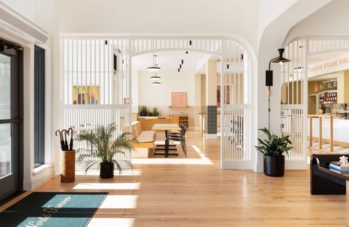 Buckman Neighborhood Apartamento | Situated in the Thriving Central Eastside! Pet-friendly, Near Hawthorne District