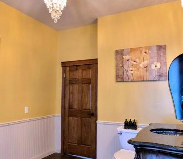 Vassar Casa | Sivak's Vacation Rental