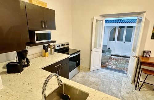 Mercado Casa | SJA-Iconic Spanish Colonial 3Bedrooms Old San Juan