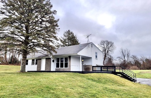 Skaneateles Casa | Skaneateles Getaway