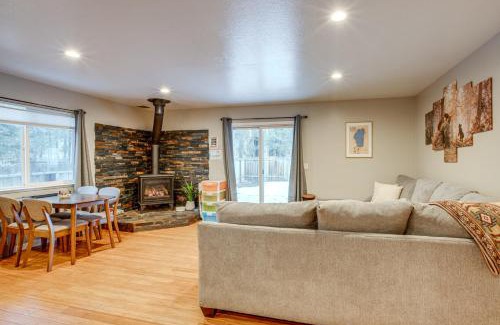 Christmas Valley Casa | Ski and Board in South Lake Tahoe! Updated Home