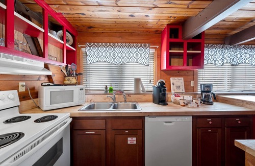 Chalet Village Cabina | Ski Bear Chalet 3 Bedroom Cabin