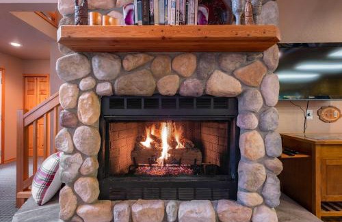 Hyak Casa | Ski Cabin 3br Hyak Fire Place 5 mins to Hill