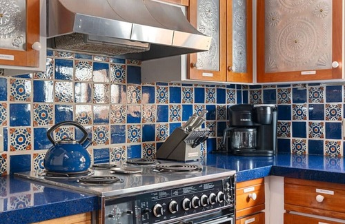 Historic Eastside Villa | Luxe Canyon Rd, near Art Galleries