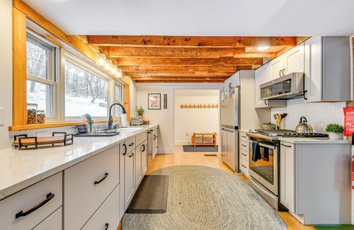 Waterville Casa | Ski, Hike & Bike: Family-Friendly Belvidere Escape
