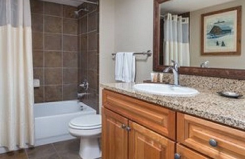 Steamboat Springs Complejo | ¡Esquí, patina sobre hielo y motos de nieve en las montañas de invierno!