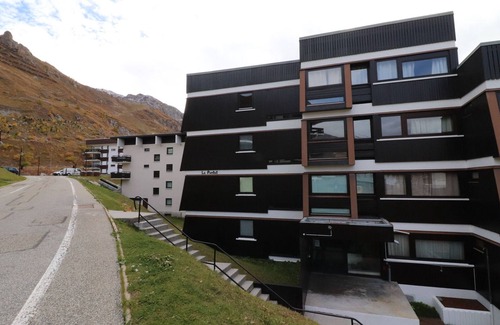 Le Lavachet Apartamento | Apartamento funcional en zona tranquila · Acceso directo a pistas · Balcón