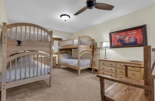 North Park City Casa | Ski In Ski Out 3BR Steps from Ski Resort