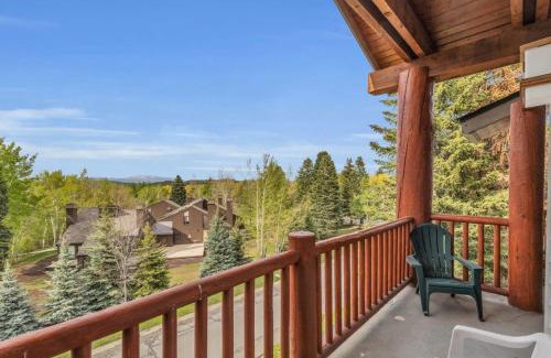 North Park City Casa | Ski In Ski Out 3BR Steps from Ski Resort