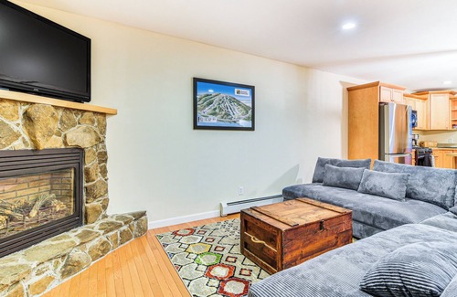 Bridgton Condominio | Ski-In/Ski-Out Condo at Pleasant Mountain!