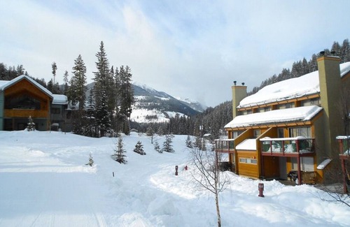 East Kootenay Condominio | SKI-IN/SKI-OUT- On Panorama Mountain