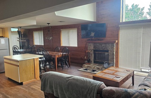 Champion Condominio | SKI IN - SKI OUT@ SEVEN SPRINGS FRESH TRACKS! AUTUMN FEST GETAWAY! TOP MOUNTAIN