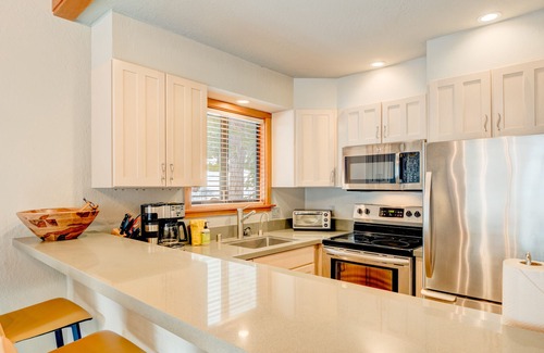 Tahoe Woods Casa | Ski-in/ski-out townhome with fireplace, pool, hot tub & on-site ski/sled hill