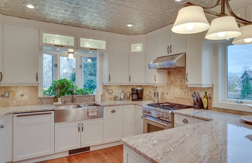 North Troy Casa | Ski-In/Ski-Out w/ Sauna in Jay Ski Peak Resort!