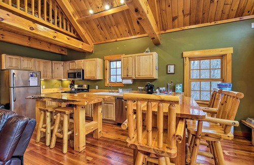 Starksboro Cabina | ¡NUEVO! Ski Lodge / Retiro de montaña de 4 estaciones