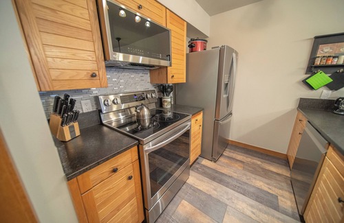 Mountain House Condominio | Ski Run 303