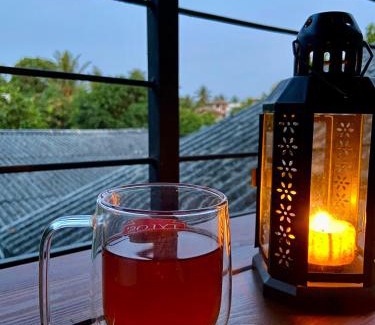 Anuradhapura Cama Y Desayuno | Ski Villa, Modern Calm and Cozy Lakeside Villa Rooms Anuradhapura City Sri Lanka ZONA