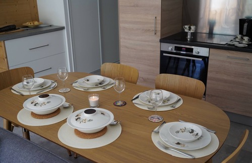 Oz Apartamento | Skicycleoisans 4 * rated accommodation with direct piste access in Oz en Oisans