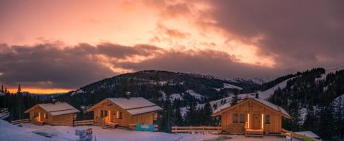 Lachtal Casa | Skihütte im Lachtal mit Kaminofen und Sauna