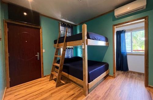 Bocas del Toro Cabina | Skully's House