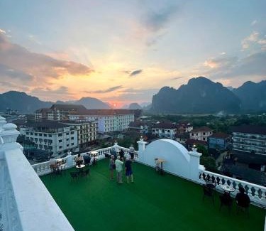 Vang Vieng Hotel | Sky hotel