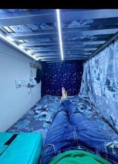 Al Muraqqabat Apartamento | Sky Sado dubai male apartment