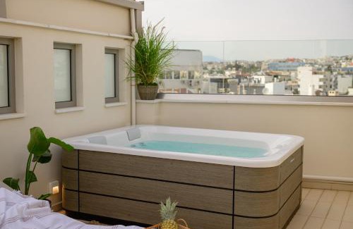 Argyroupoli Apartamento | Sky Suite with View & Jacuzzi