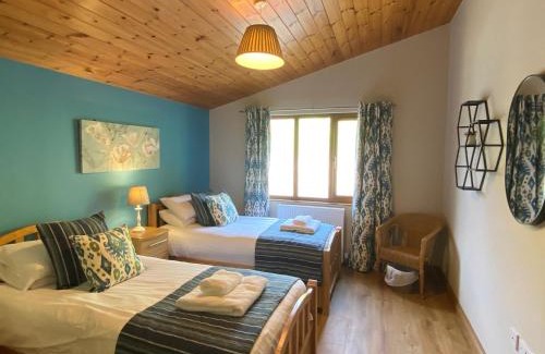 Cupar Chalet De Esquí | Skylark Lodge with Hot Tub