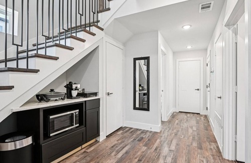 Cedar Crest Casa | Skyline Luxury Retreat in Dallas