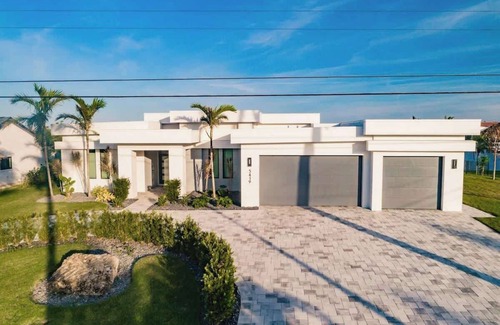 Eight Lakes Casa | Skyline Paradise 5 bed retreat