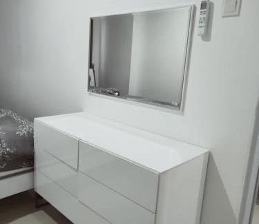 Biringkanya Apartamento | Skylounge Apartemen Makassar