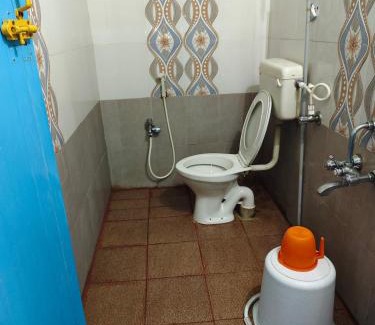 Kalapettai Casa | skyway Rooms near Indira Gandhi signal opposite kamachi hotel 3 km Rock beach