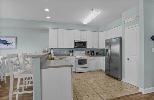 Atlantic Beach Condominio | Slack Tide 3 Bedroom Condo by RedAwning