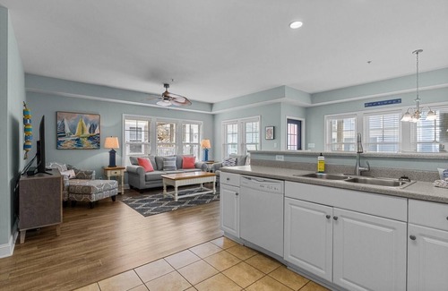 Atlantic Beach Condominio | Slack Tide 3 Bedroom Condo by RedAwning