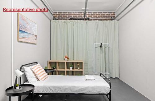 Revesby Casa | Sleek & Comfortable Single Room at Revesby with Shared Amenities