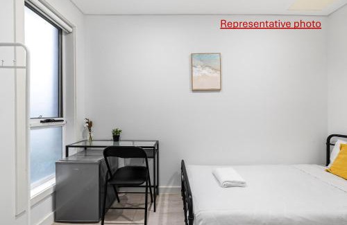 Revesby Casa | Sleek & Comfortable Single Room at Revesby with Shared Amenities