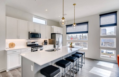 Knox - Henderson Casa | ¡Nueva y elegante casa de lujo en una ubicación privilegiada en la parte alta!