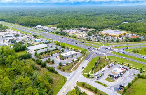 Homosassa Apartamento | Sleek Studio Bunk 2 Mi to Chassahowitzka River!