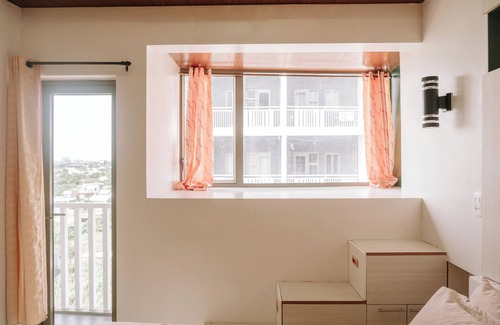 Mandurriao Condominio | Sleek & Stylish Urban Loft