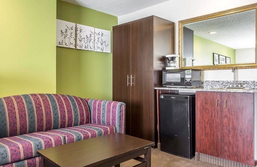 Seven Oaks Hotel | Sleep Inn Columbia