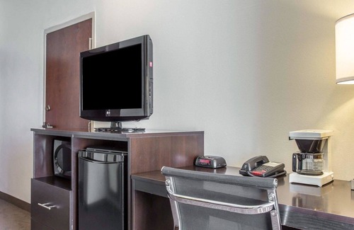 Seven Oaks Hotel | Sleep Inn Columbia