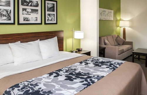 Skyline View Hotel | Sleep Inn & Suites Harrisburg - Hershey North