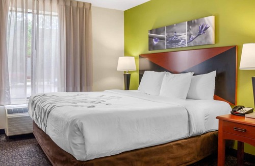 Milwaukee Hotel | Sleep Inn & Suites Milwaukee Airport