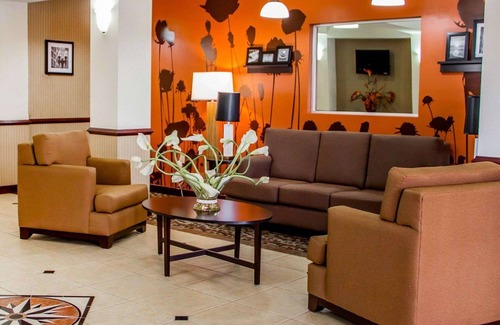 Helm Farm Hotel | Sleep Inn & Suites Oklahoma City Northwest